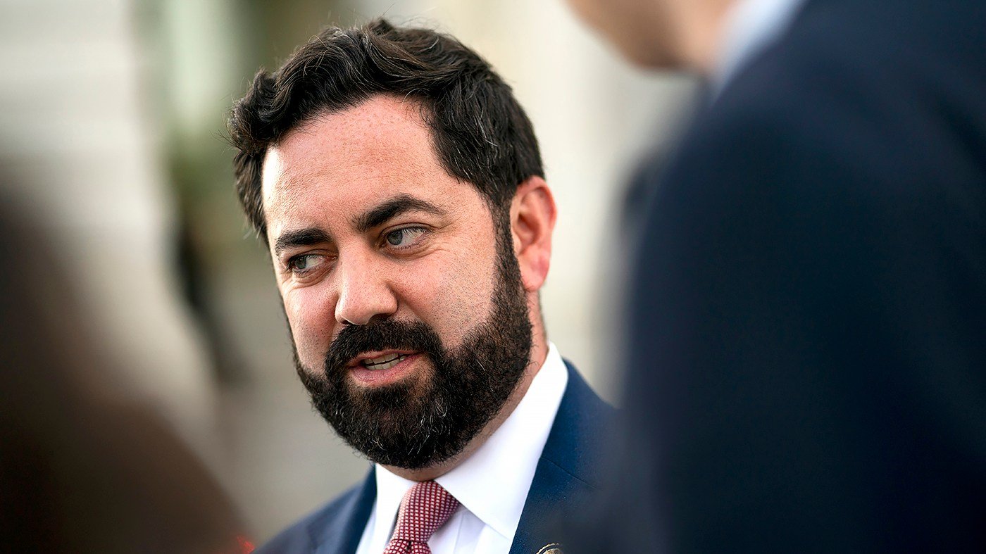 Lawler questions funding for Trump's $5K dividend plan