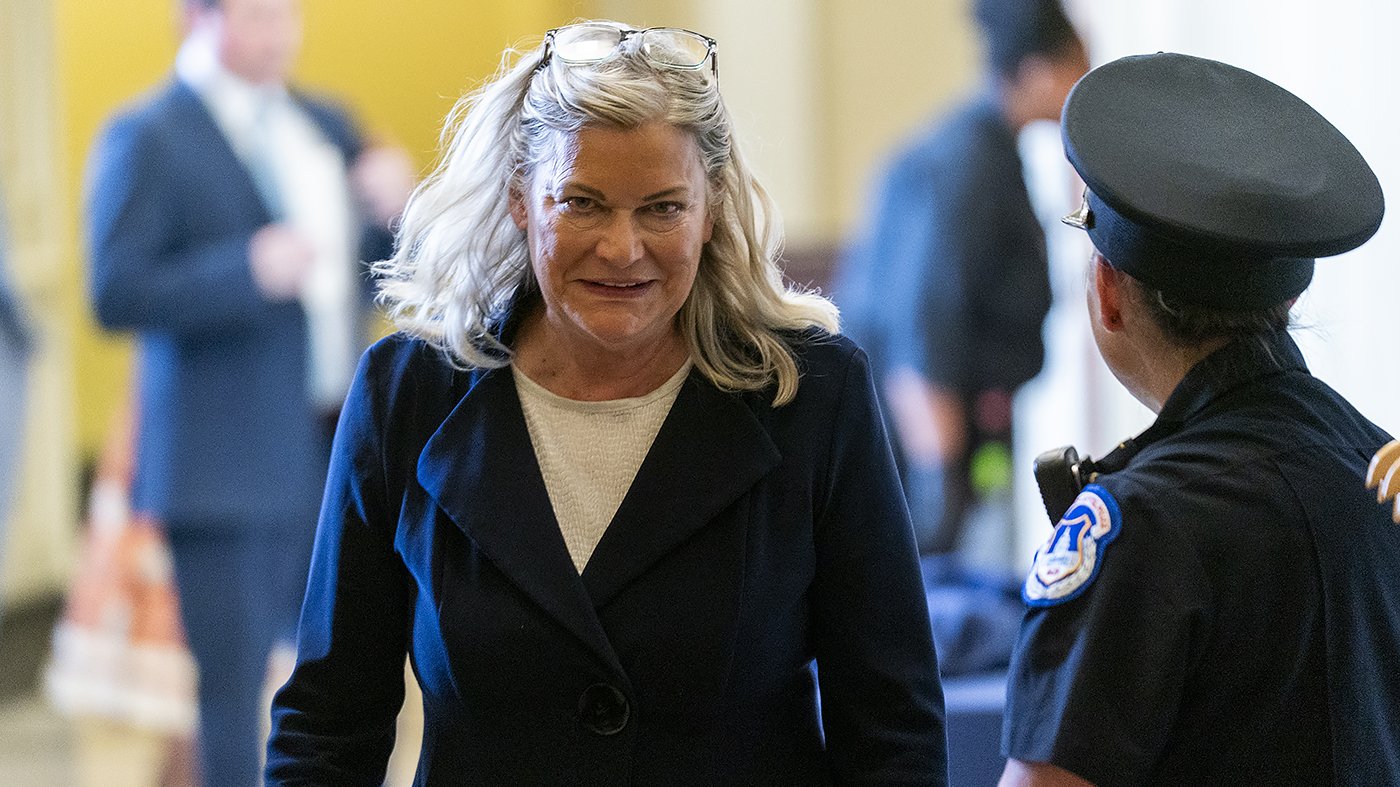 Lummis bill aims to shield farmers from Clean Water Act permit mandates