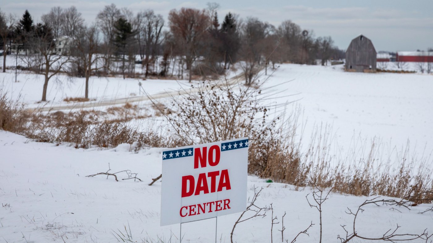 Maine Leads Nation with First Ban on Large Data Centers Amid Growing Backlash
