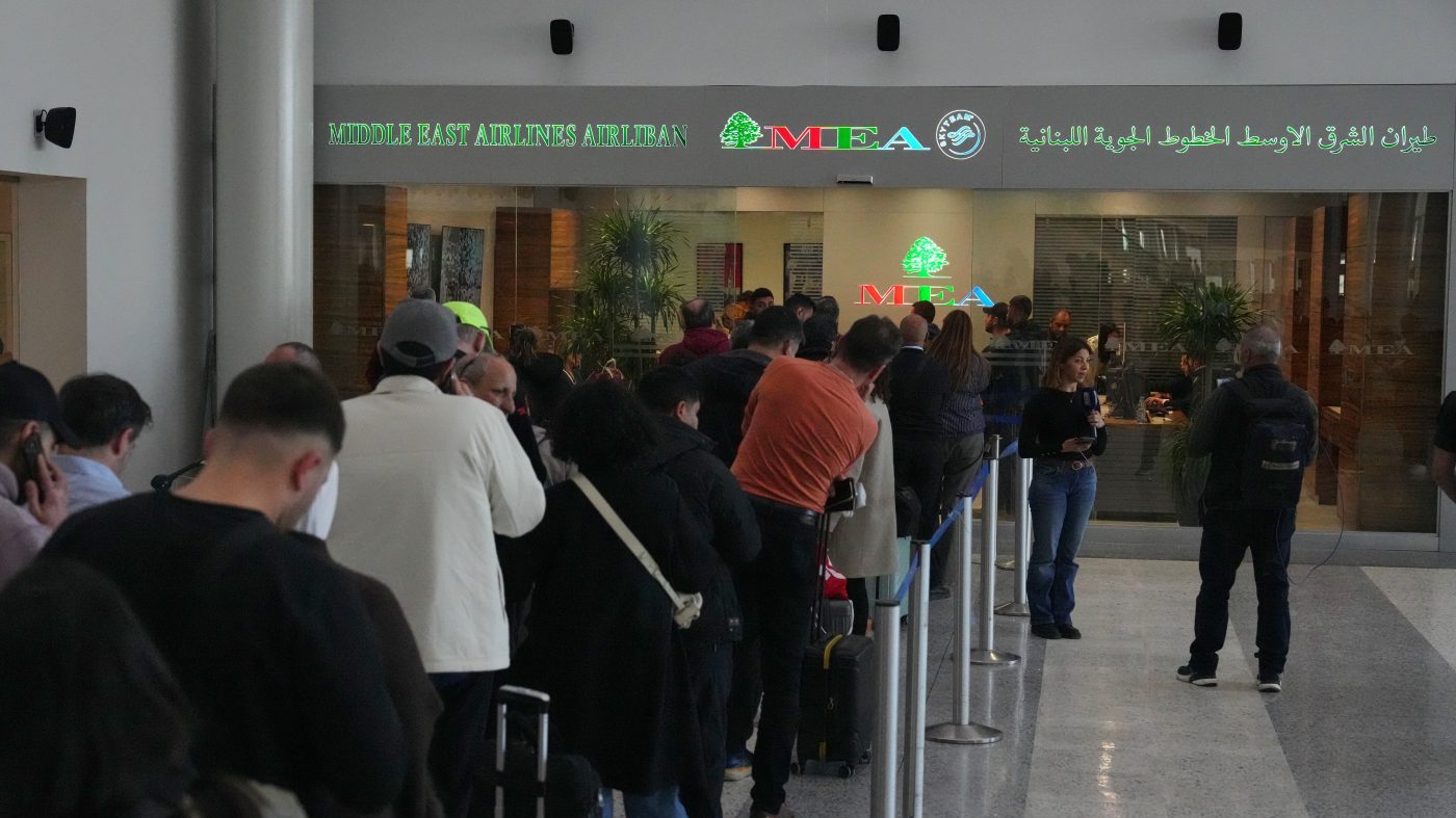 Major U.S. Airlines Raise Baggage Fees as Iran Conflict Drives Jet Fuel Crisis