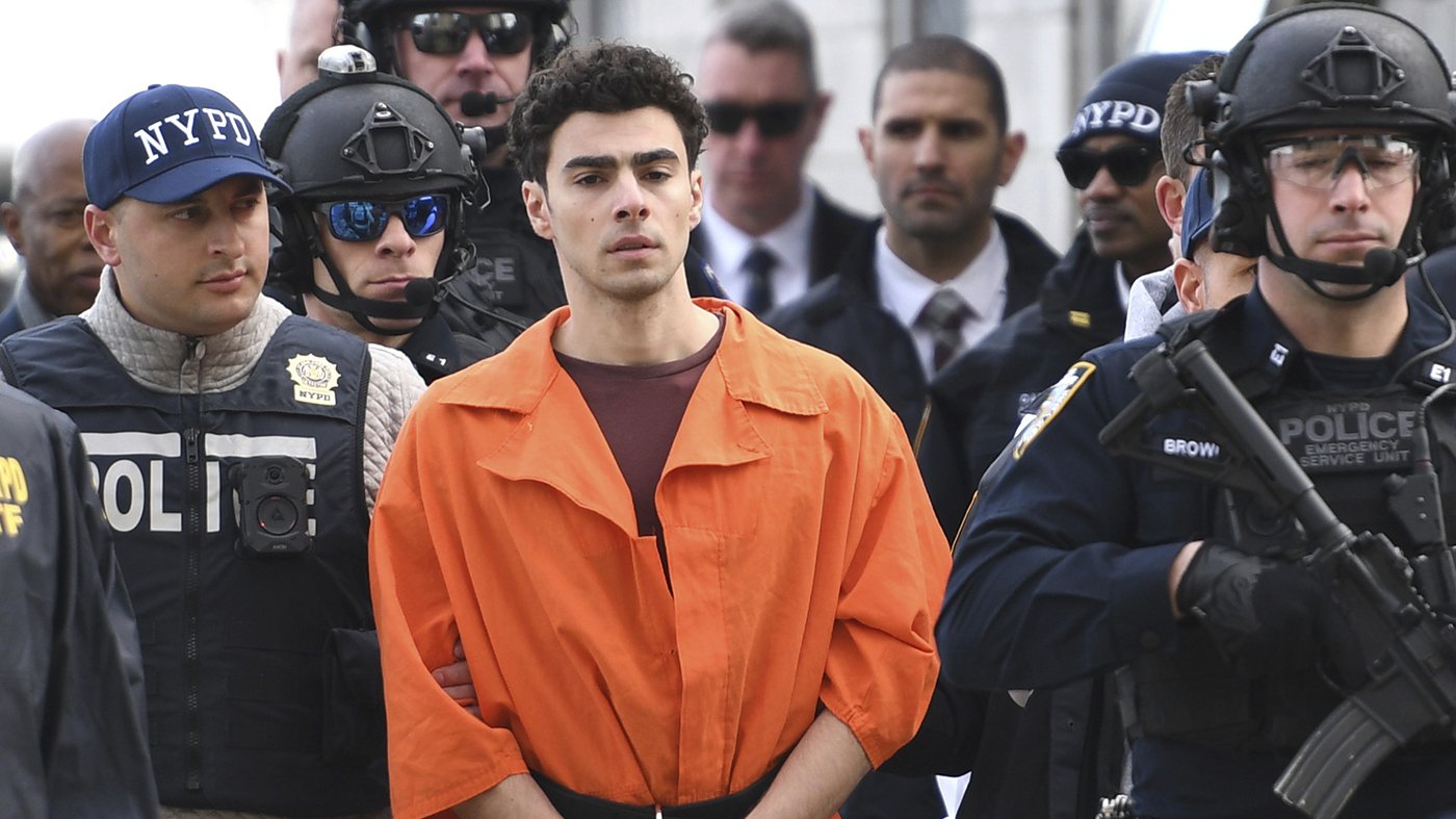 Mangione Lawyers Plan Psychiatric Defense in CEO Murder Case