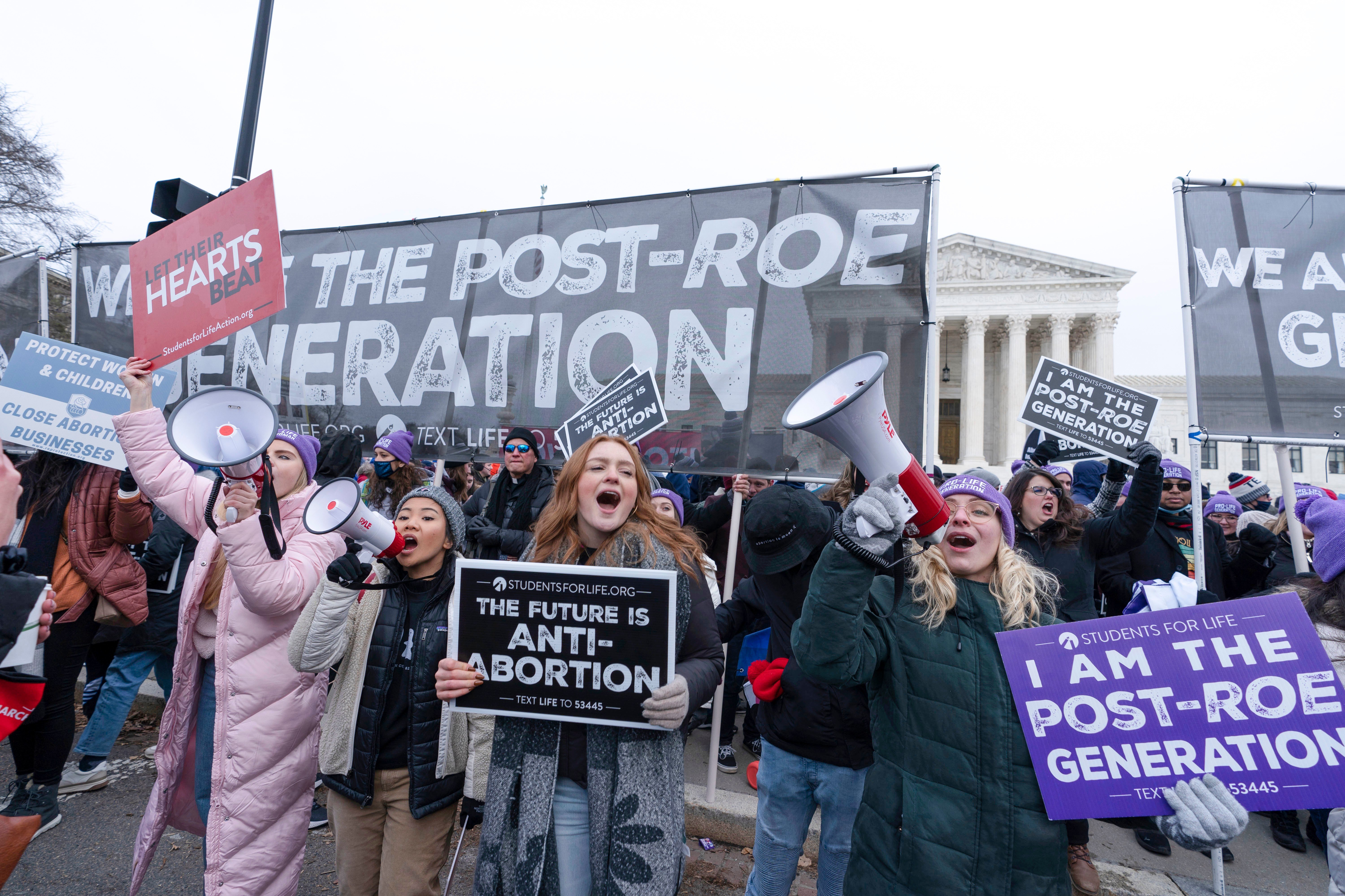 Massachusetts Abortion Law Hands GOP a Midterm Opening