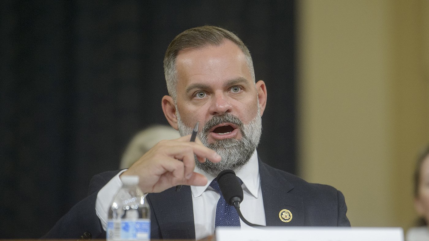 Mills Dismisses Expulsion Calls Amid Ethics Probe, Says He's 'Not in Same Category' as Swalwell, Gonzales