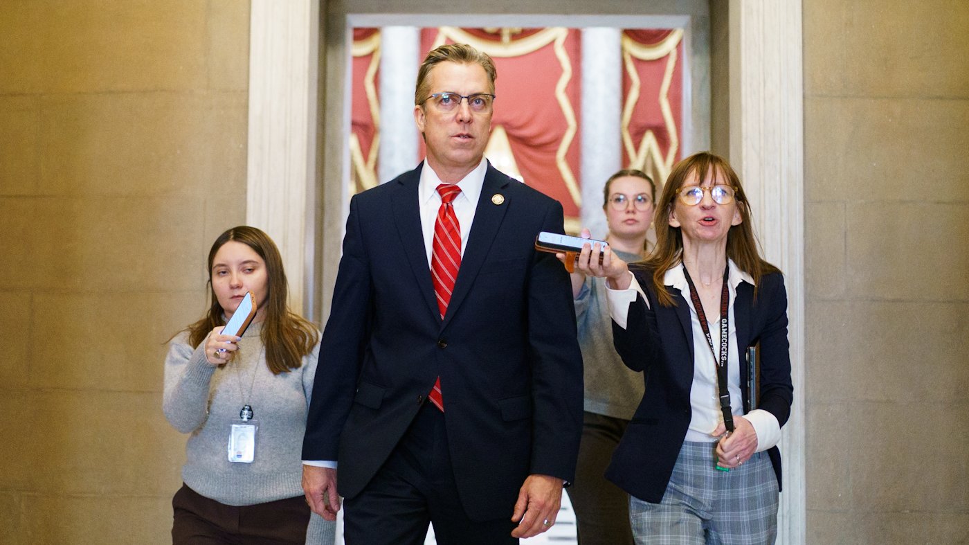 Molder Secures Democratic Nod to Challenge Ogles in Tennessee's 5th