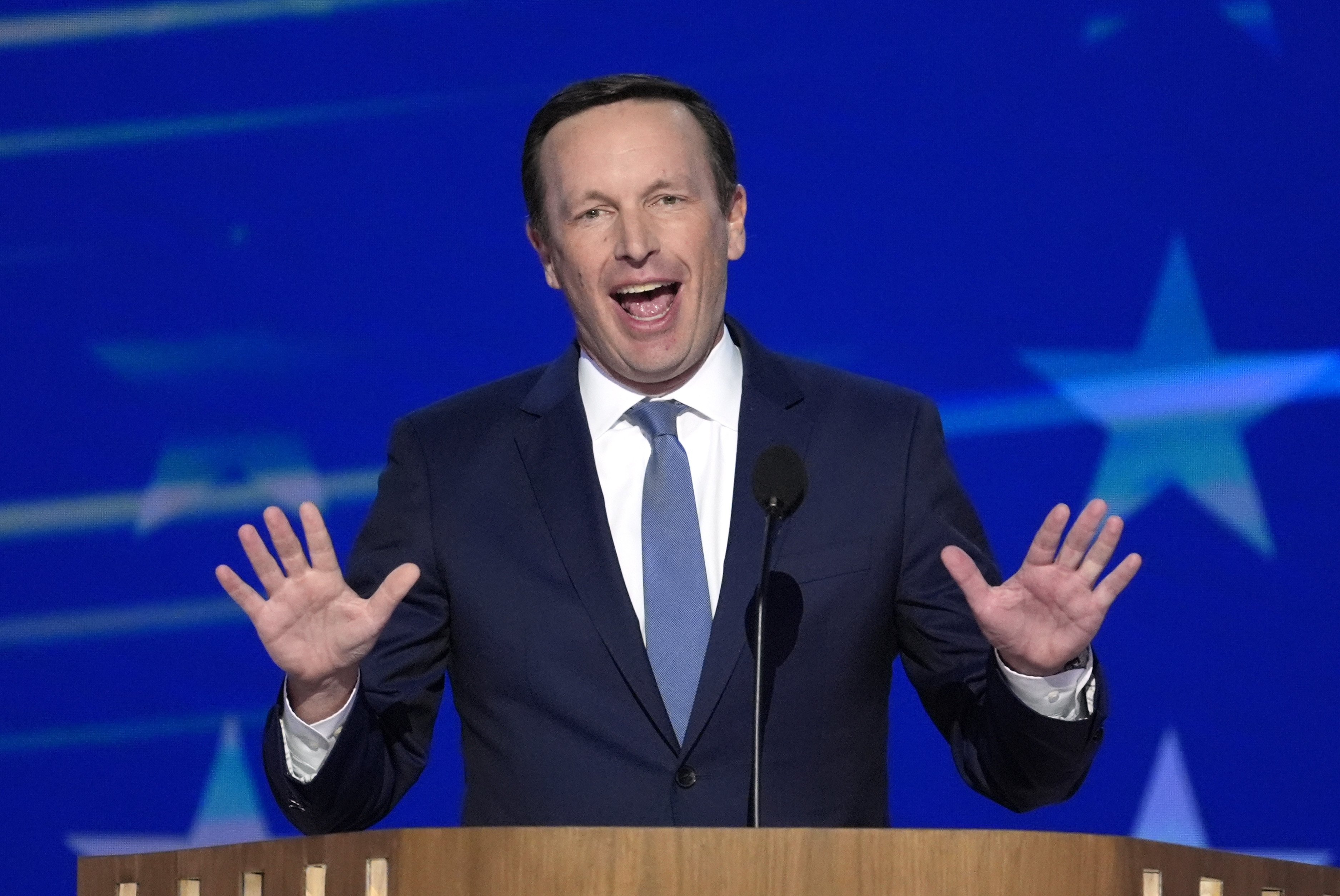 Murphy: Democratic Party Must Challenge Corporate Power, Embrace Socialists