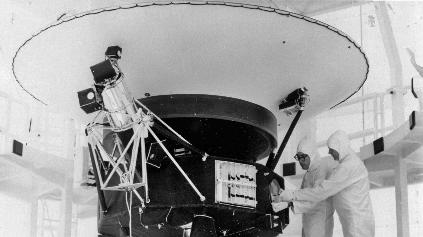 NASA's 'Big Bang' Move Extends Voyager 2's Science Mission