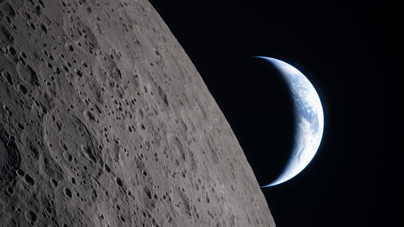 NASA's Dexterous Robots to Serve as Lunar Crew Assistants