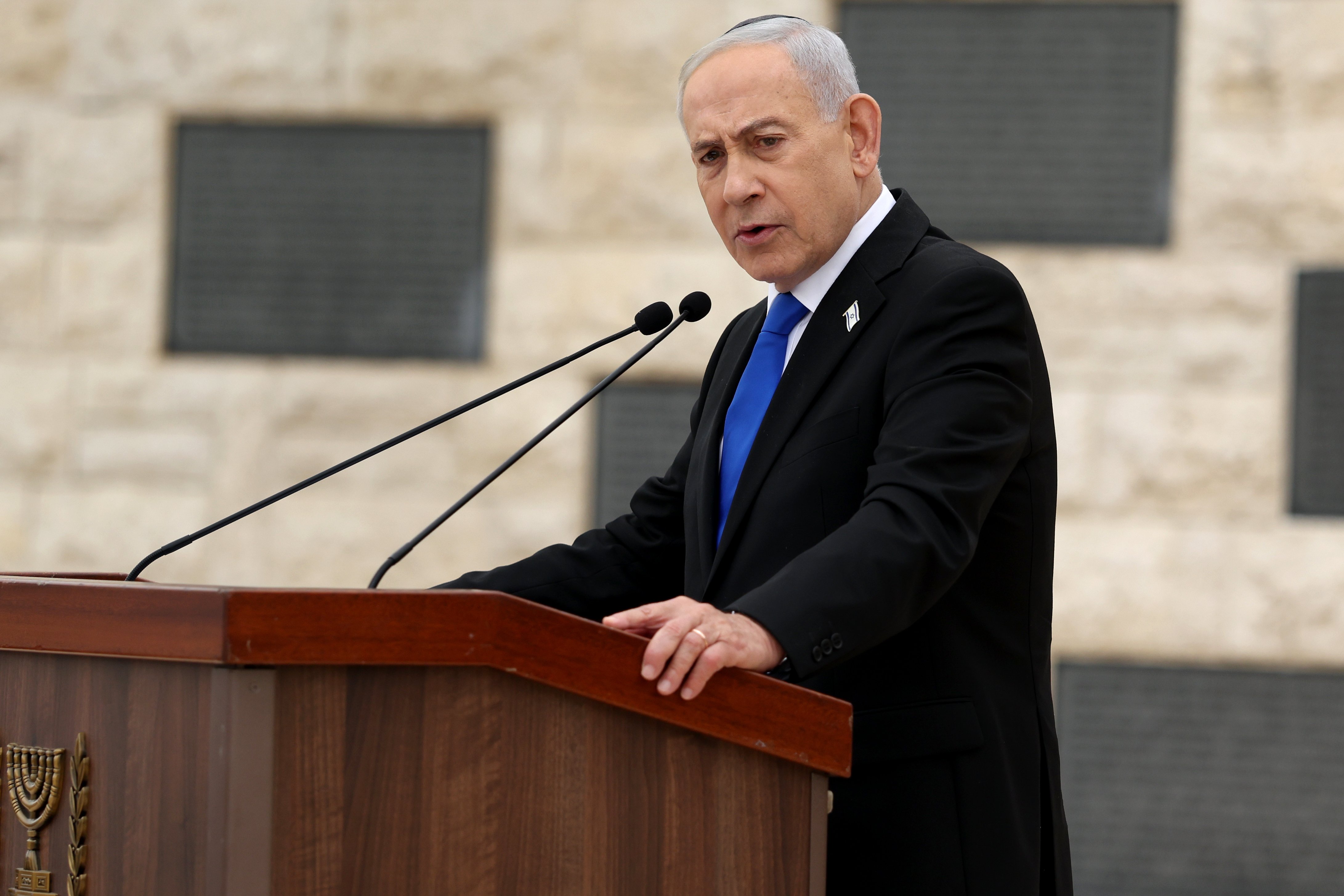 Netanyahu Urged to Resist Iran War Pressure as 1991 Precedent Looms