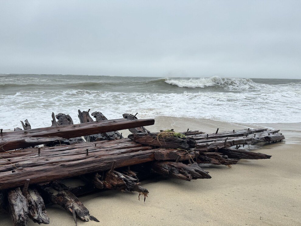 Nor'easter Exposes Possible 1884 Shipwreck Off Nantucket