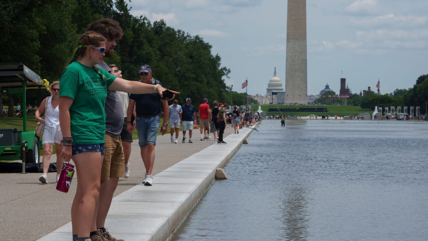 NPS Blames Sharp Tool for Lincoln Memorial Pool Liner Damage