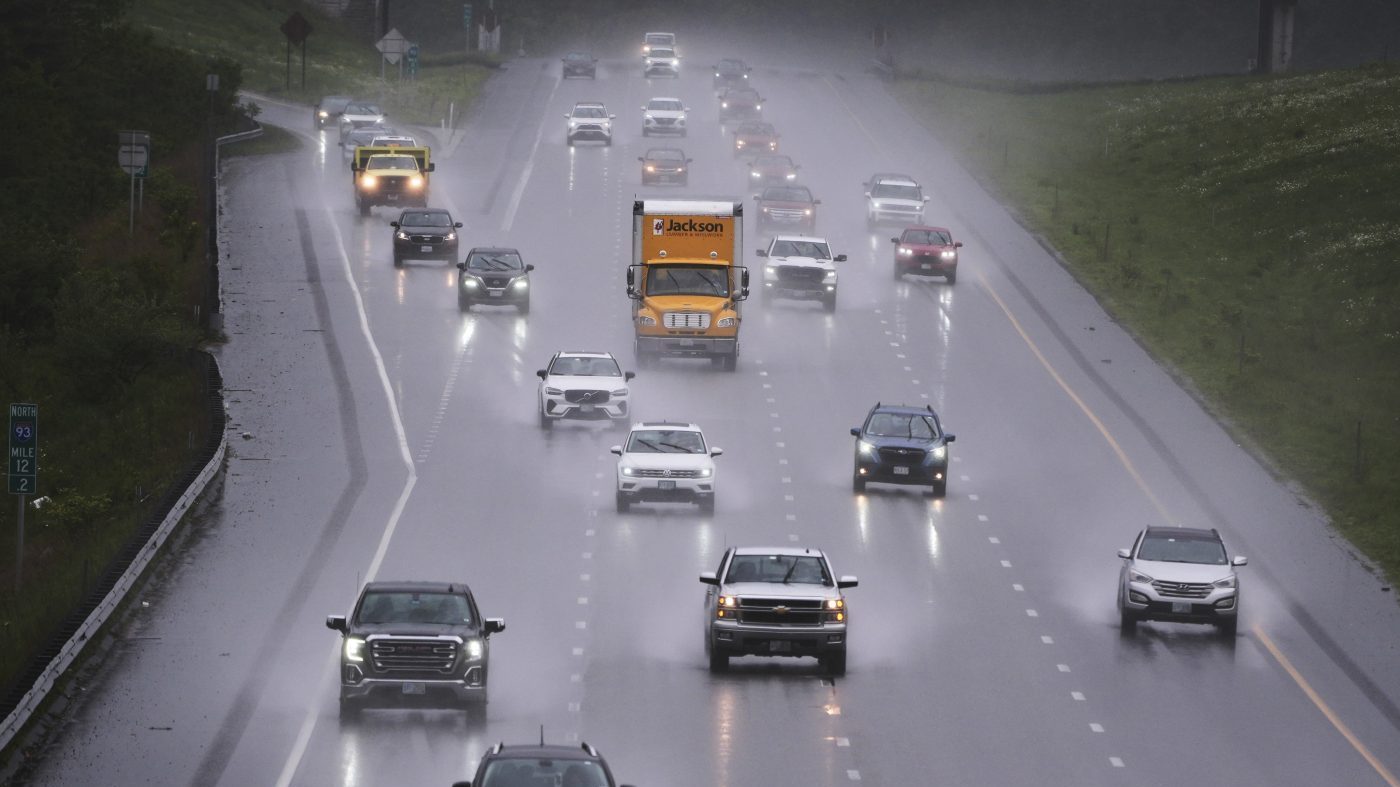 NY, NJ Governors Declare Emergency as Nor'easter Threatens Coast