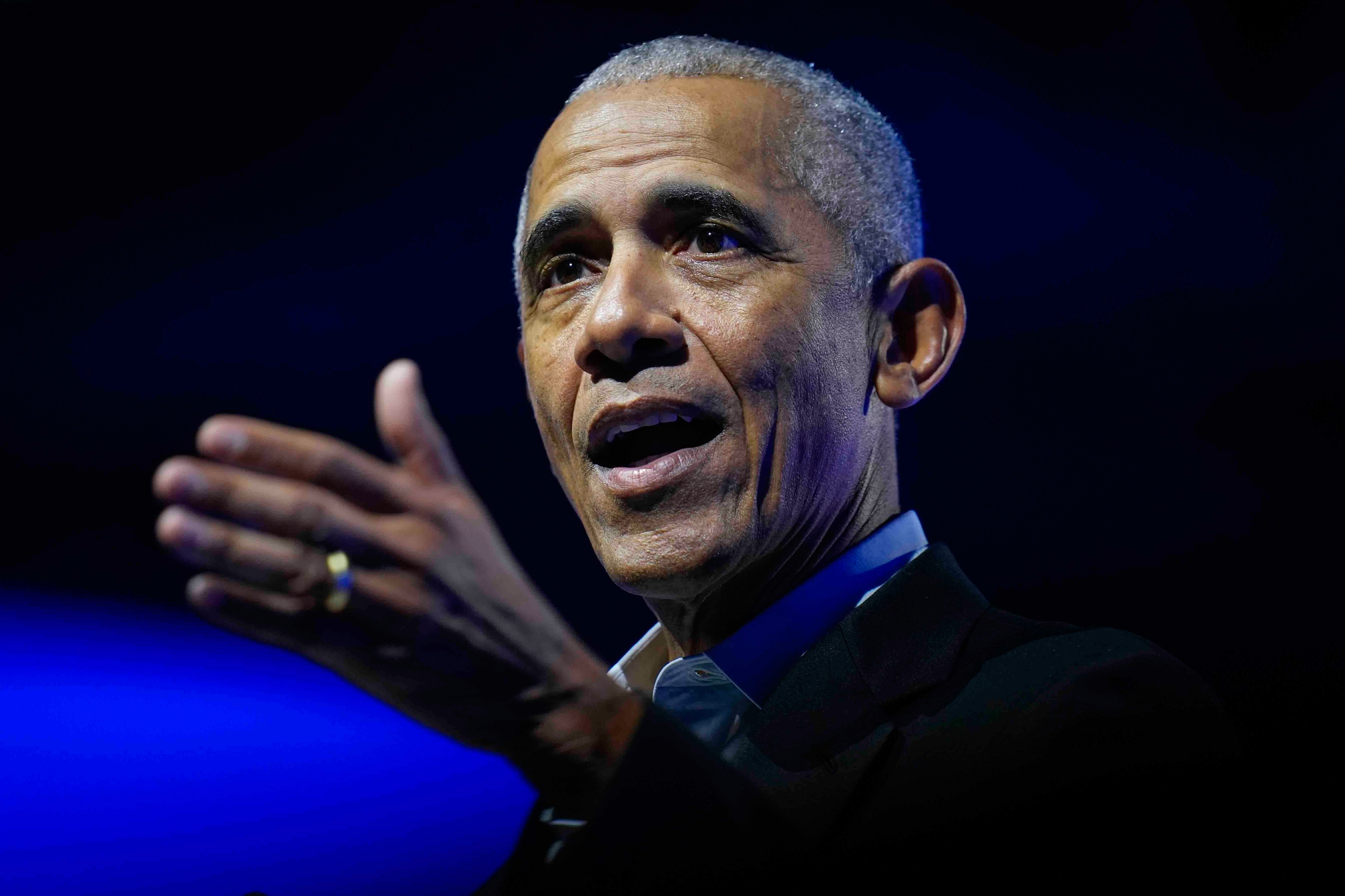Obama Dismisses Claims of Government Alien Cover-Up