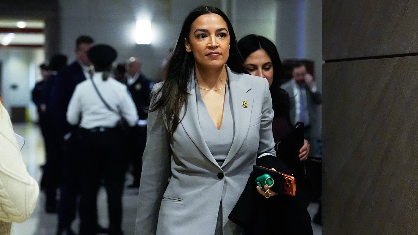 Ocasio-Cortez Dismisses Prediction Market Reforms as 'Fig Leaf' Against Insider Trading