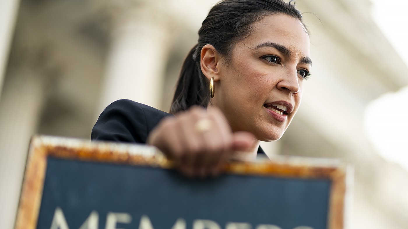 Ocasio-Cortez Tops 2028 Democratic Field in New Hampshire Poll