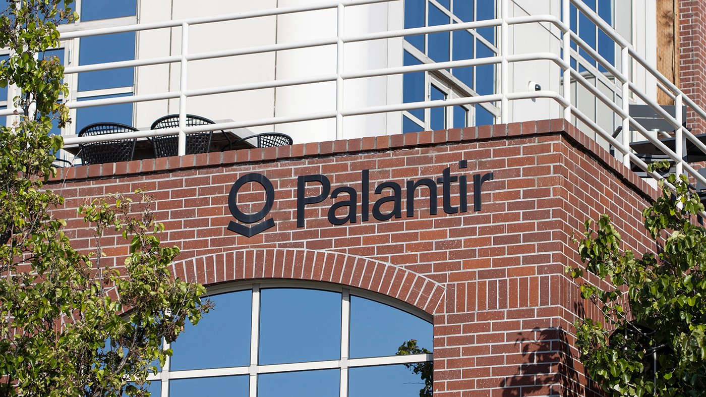 Palantir Donations Force Democrats to Choose Between Campaign Cash and Immigration Stance