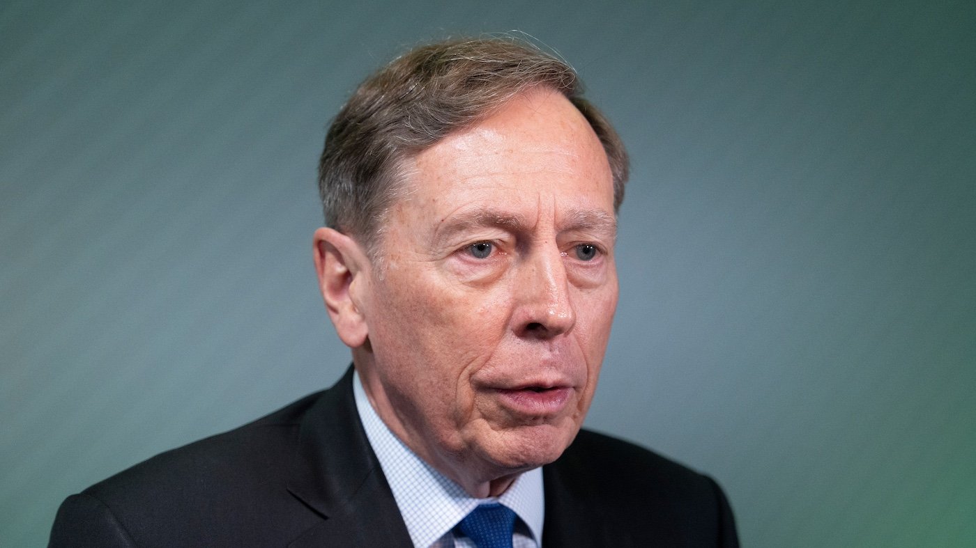 Petraeus: Iran May Gain Strategic Edge in Hormuz Despite Military Losses