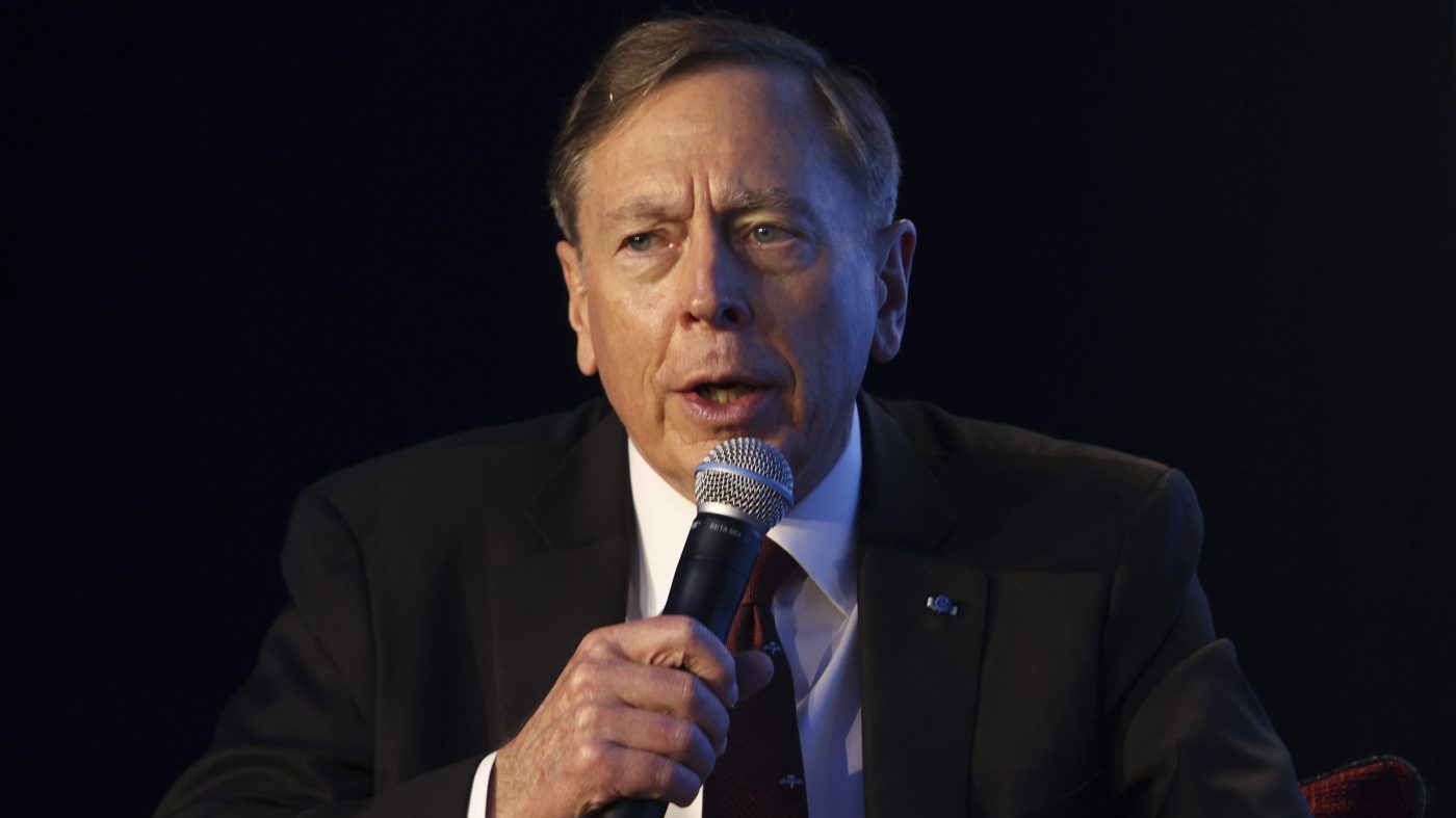 Petraeus Warns Iran Talks Could Drag On for Years, Dismisses Tehran's 'Absurd' Demands