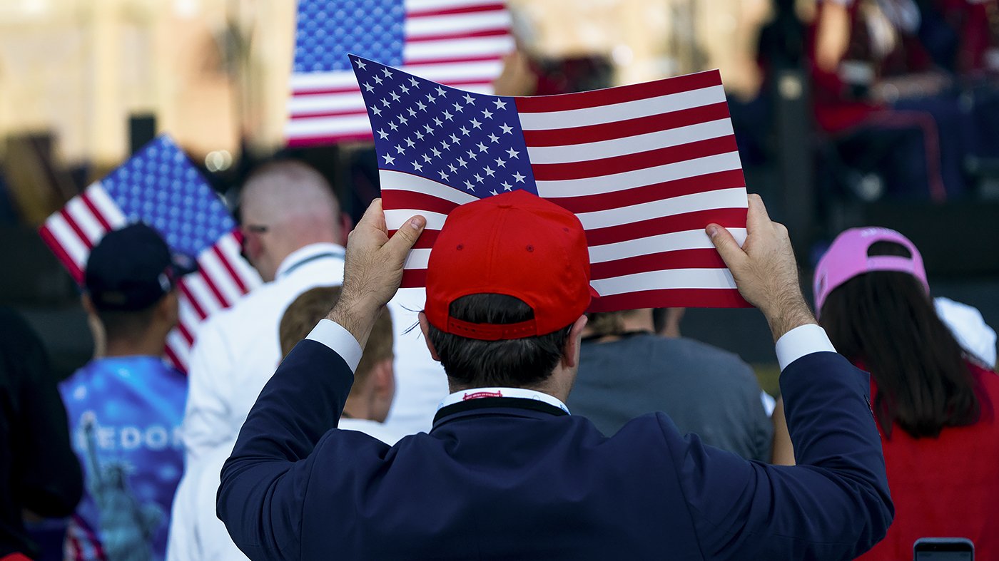 Poll: Only 45% of Democrats Feel Pride in American Citizenship