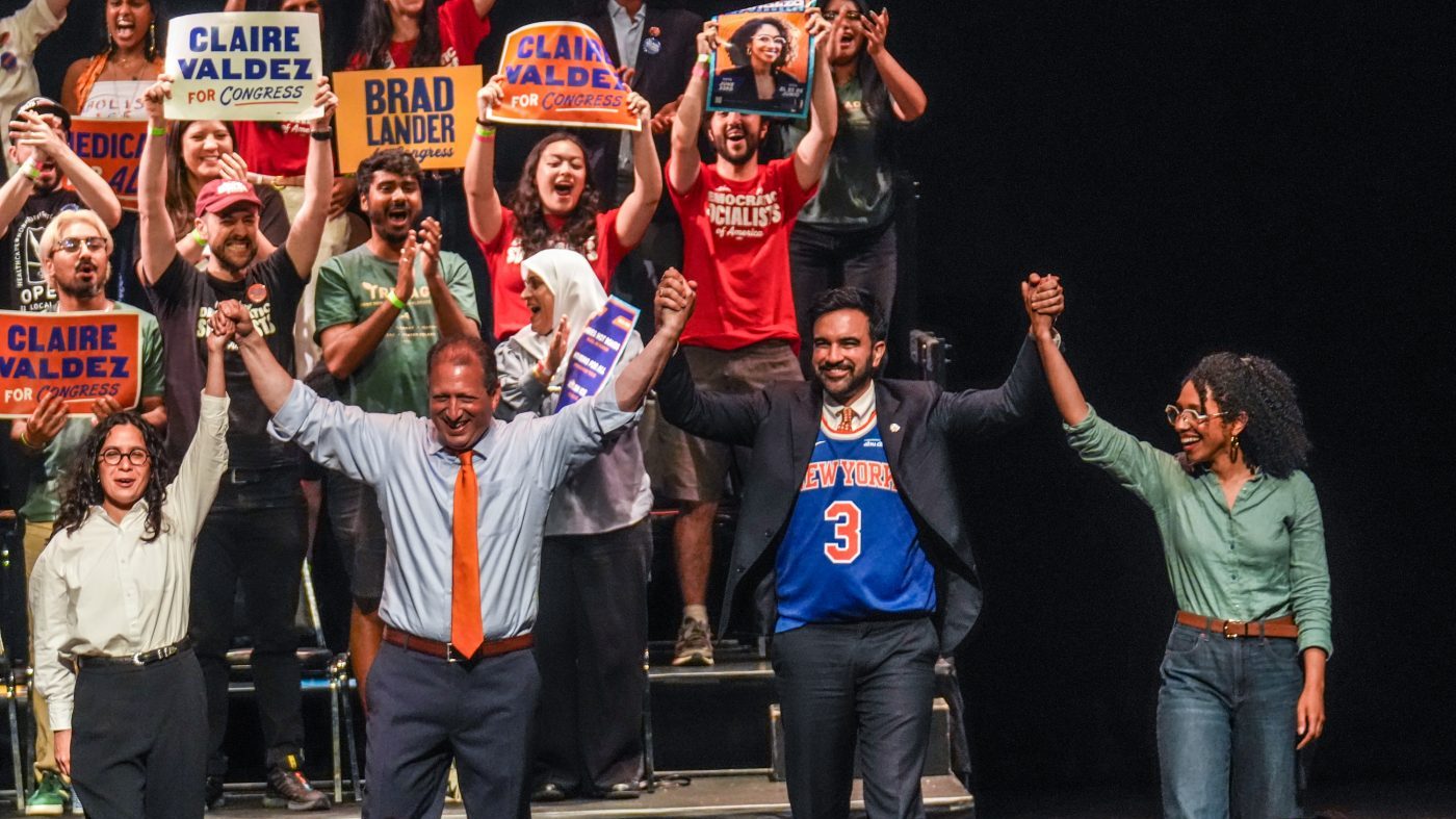Progressive Primary Sweep in NY Deepens Democratic Rift Over Strategy
