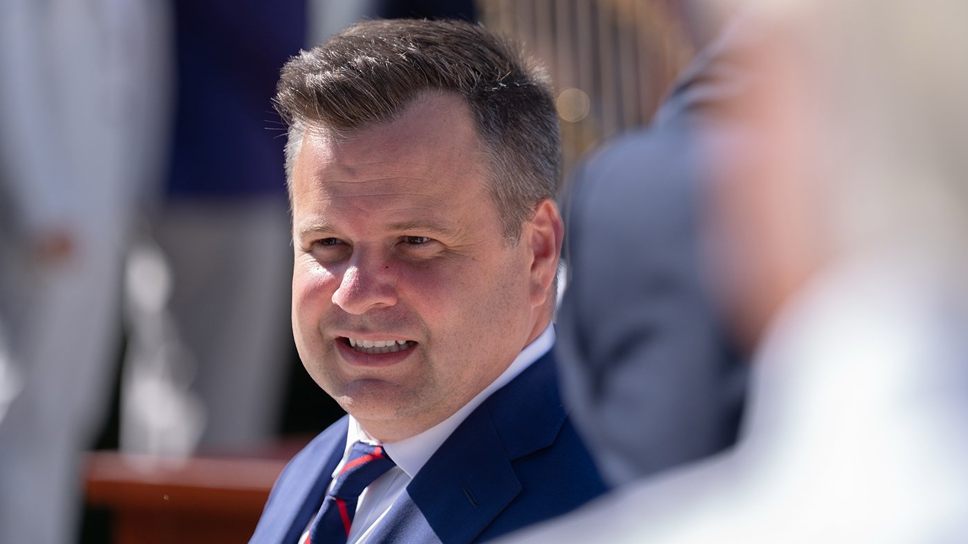 Pulte Lingers as Acting Intel Chief Despite Clayton's Confirmation