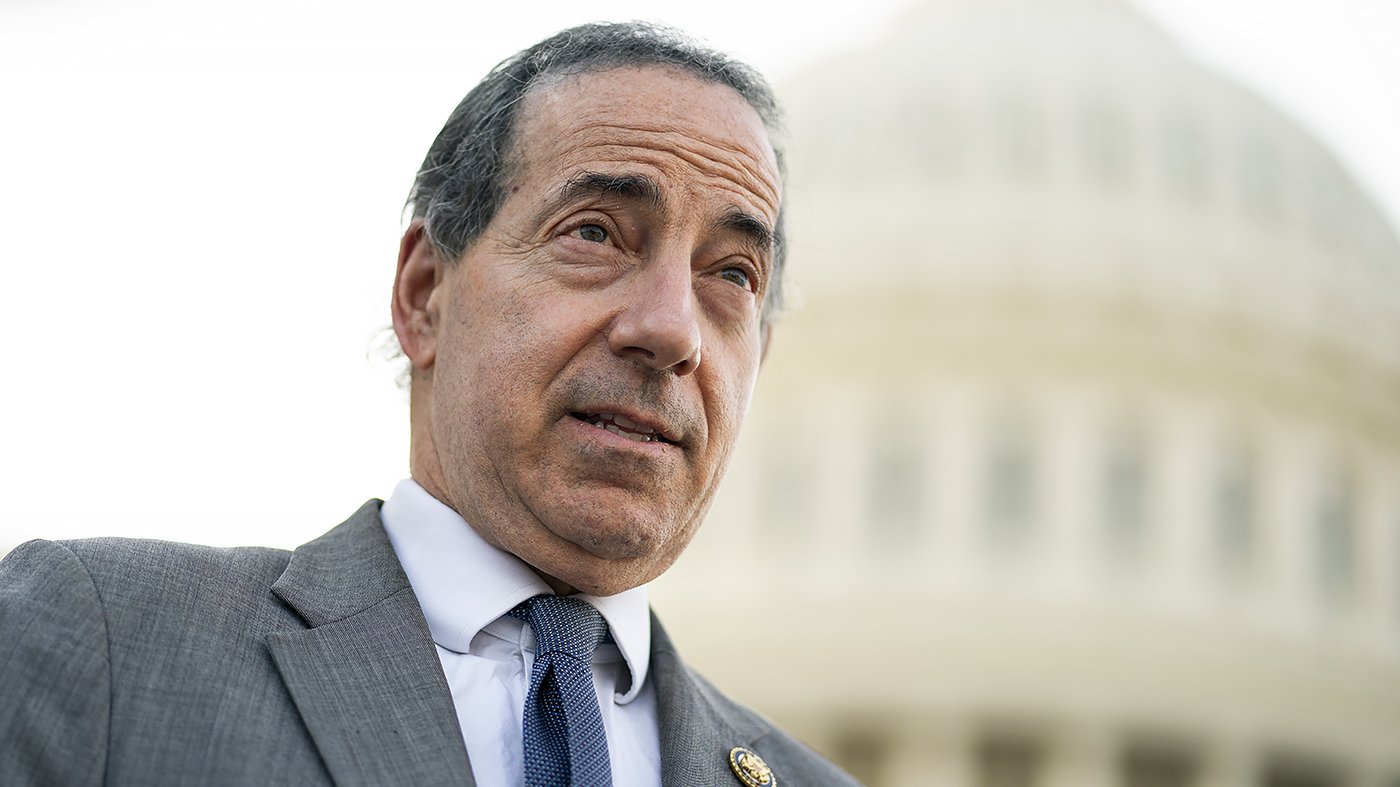 Raskin Defends Ex-Olympian in Reflecting Pool Case, Calls Charges 'Trumped-Up'
