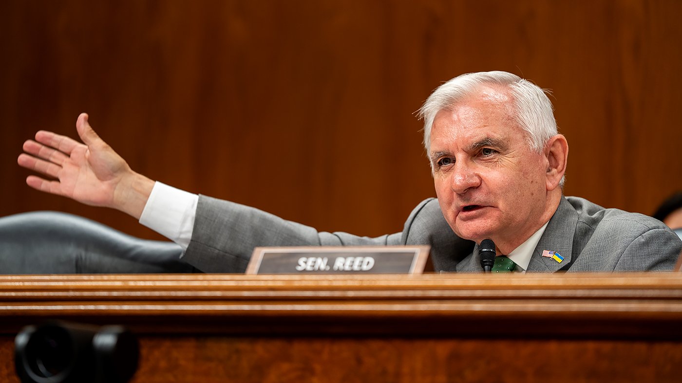 Reed: Trump's North Korea praise 'delusional,' plays into Kim's hands