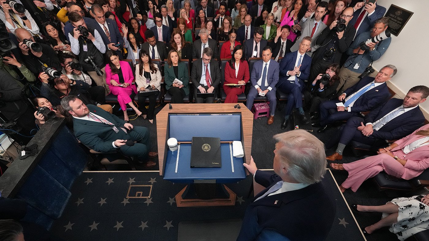 Republicans Welcome Trump's Iran Ceasefire While Warning of Fragile Path Ahead