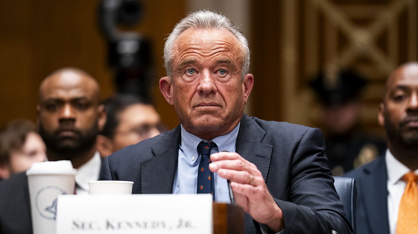 RFK Jr. Apologizes for 'Re-parenting' Comments While Denying He Made Them