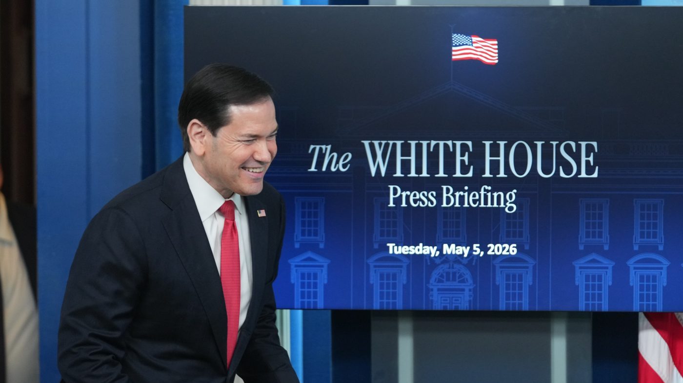 Rubio Signs UFC Pact for White House Fight Night Amid Ethics Questions