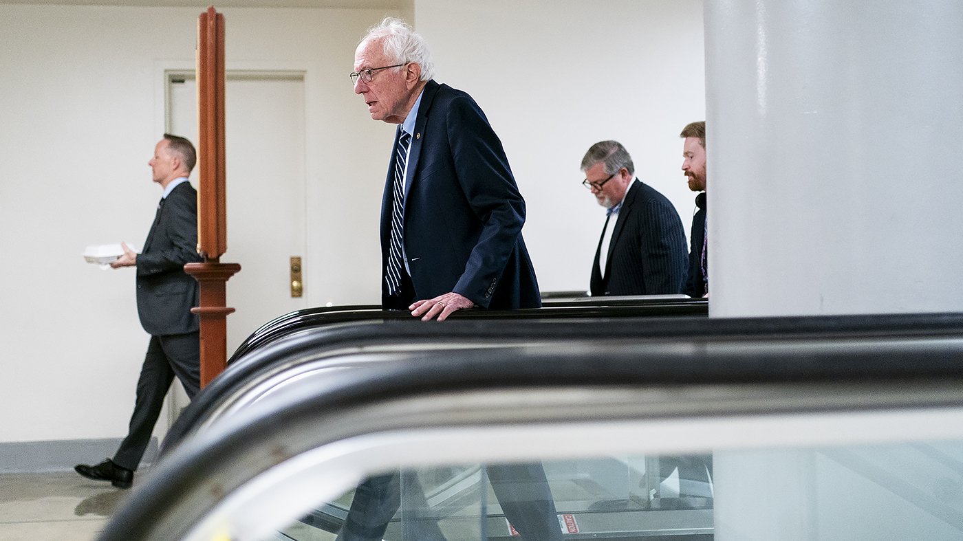Sanders Rejects Emanuel’s Warning That Left-Wing Activists Could Harm Democrats in Midterms