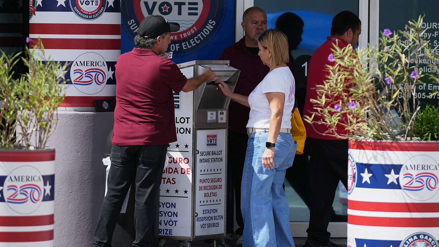 Senate battleground widens to GOP strongholds as polls tighten