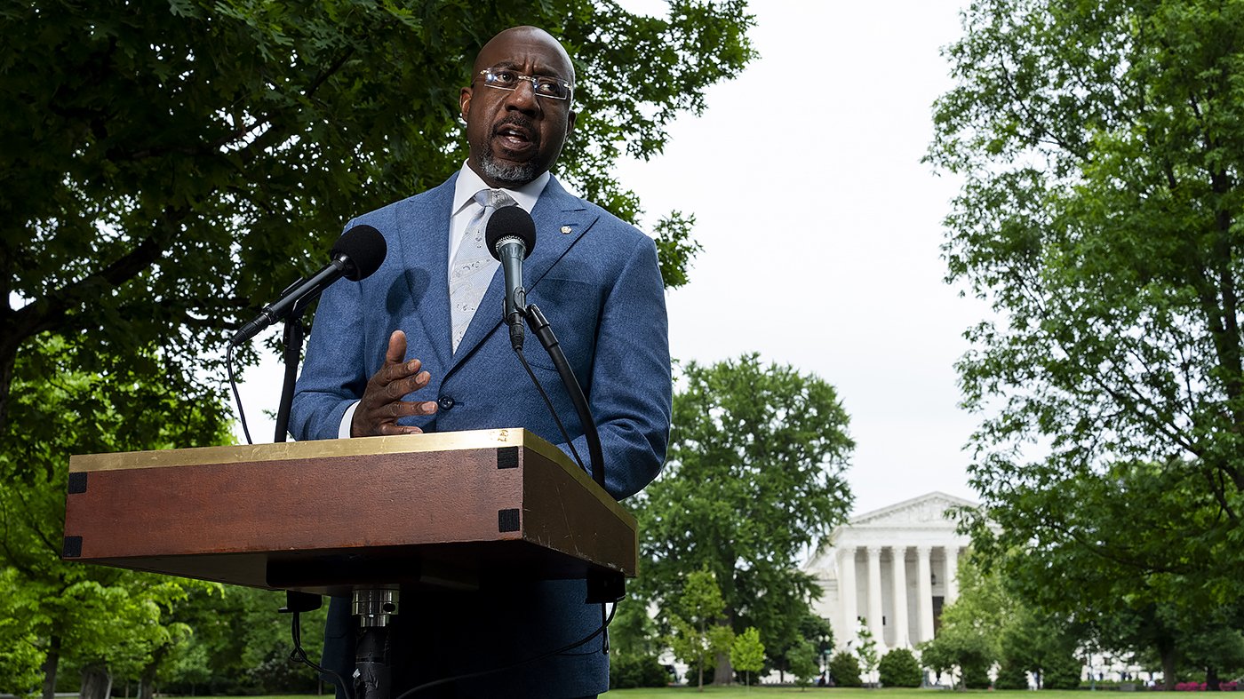 Senate Blocks Iran War Powers Resolution as Four GOP Defectors Fail to Sway Outcome