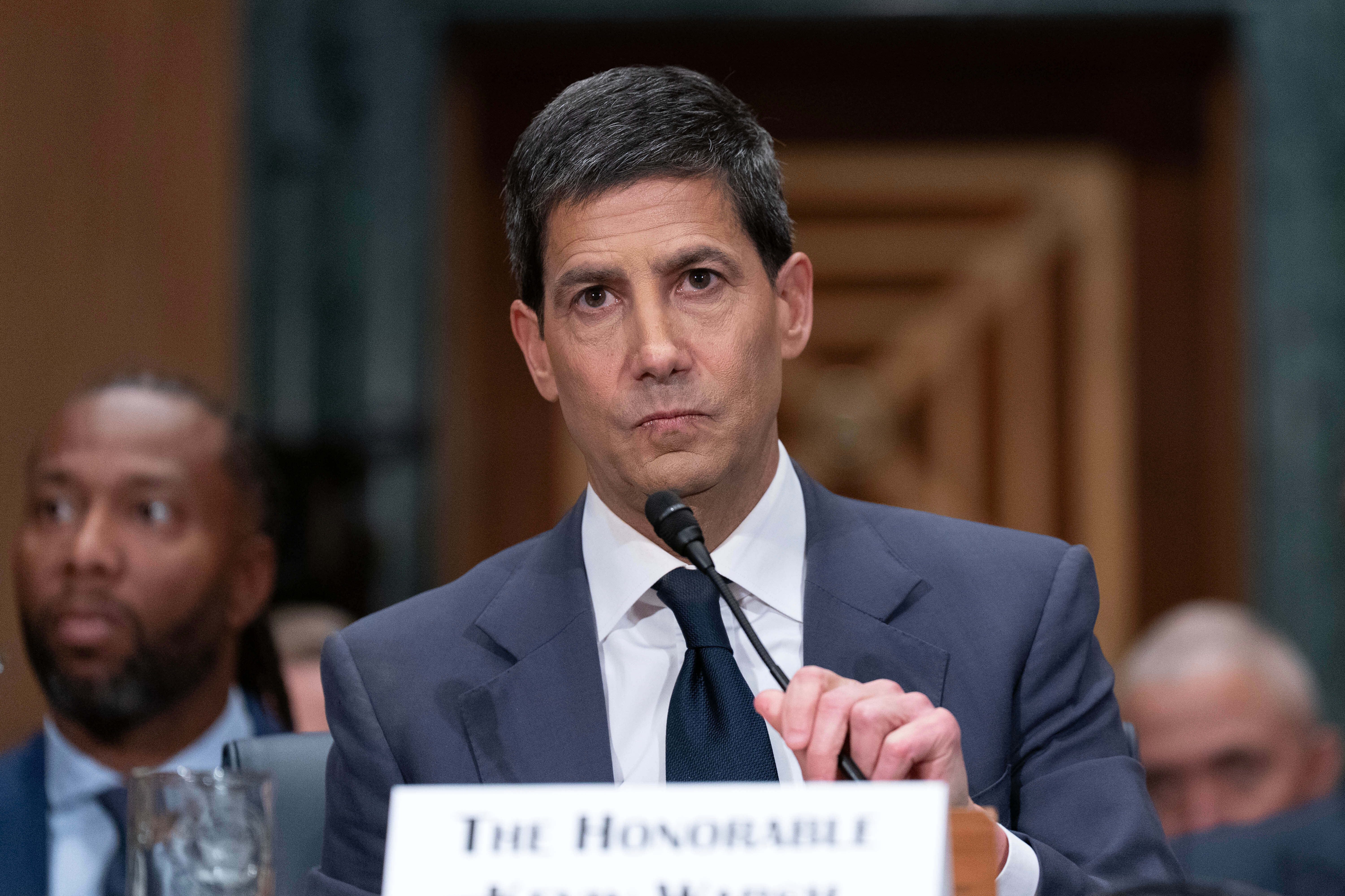 Senate Clears Path for Warsh to Take Fed Chair as Powell's Exit Looms