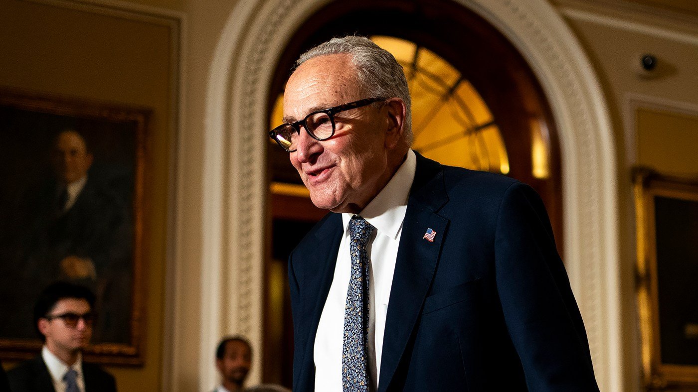 Senate Control Tightens as Forecasters Favor Democrats in Five Key Races