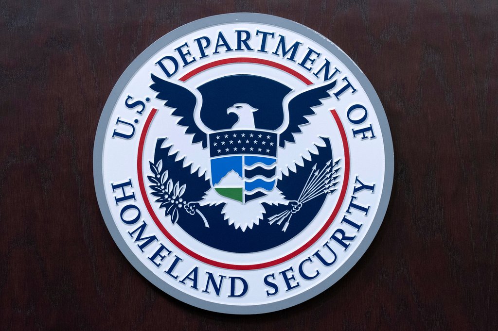 Senate Democrats Face Backlash Over Surveillance-Laden Retail Theft Bill