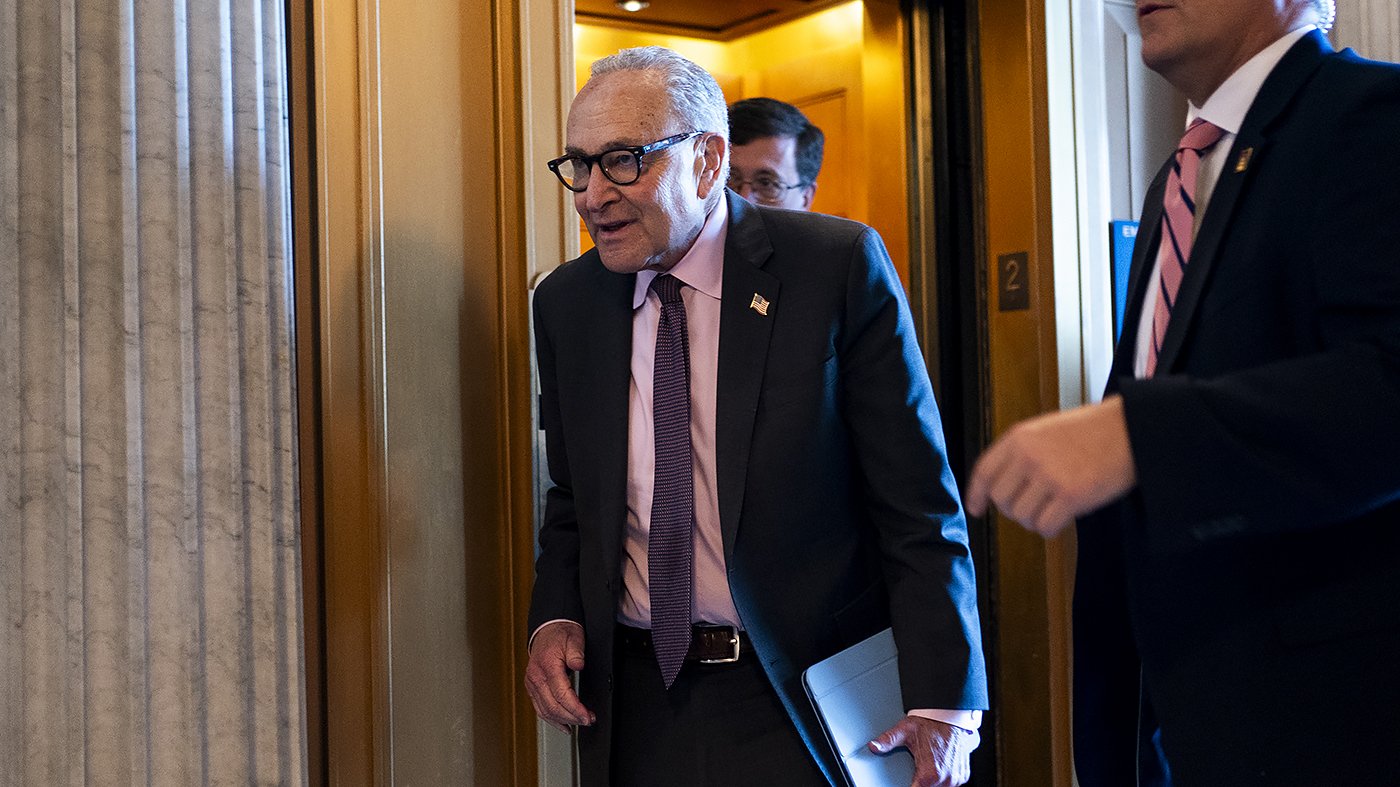 Senate GOP Blocks Bid to Ban Trump's $1.8 Billion 'Anti-Weaponization' Fund