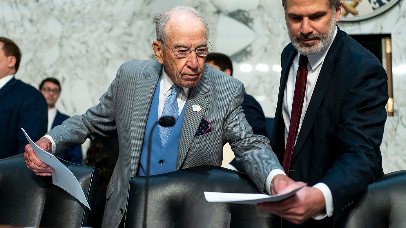 Senate GOP Splinters Over Diesel Export Ban as Farm-State Pressure Mounts