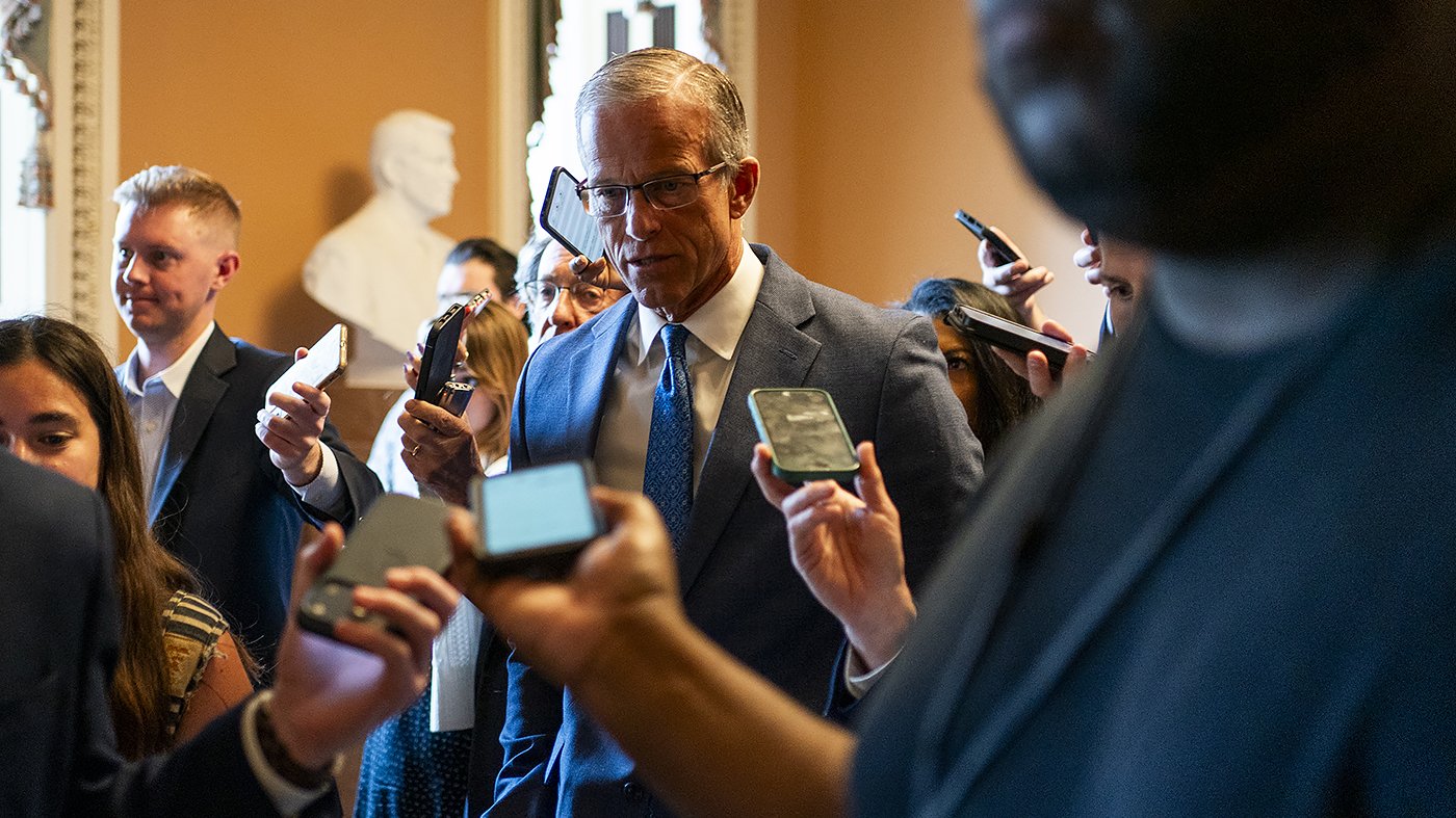 Senate Moves on $70B Immigration Bill After GOP Revolt Over Trump 'Anti-Weaponization' Fund