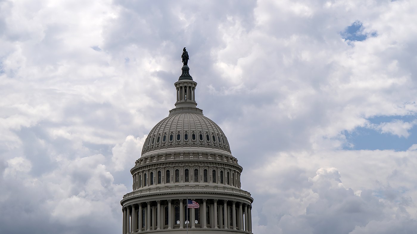 Senate Panel Eyes Benefit Cliffs: Upward Mobility Act Puts States in Driver's Seat