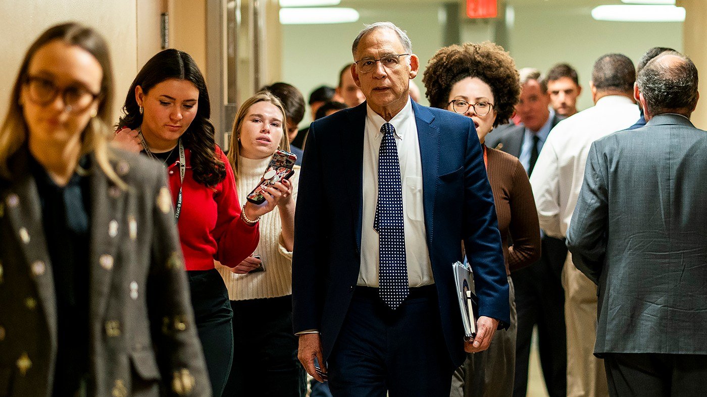 Senate panel passes farm bill after McConnell's return