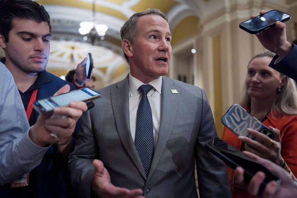 Senate's Last-Minute Push Fails as Gridlock Persists Before Midterms