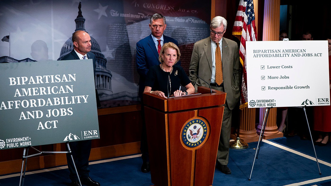 Senators Strike Bipartisan Deal to Fast-Track Energy Projects and Shift Data Center Costs