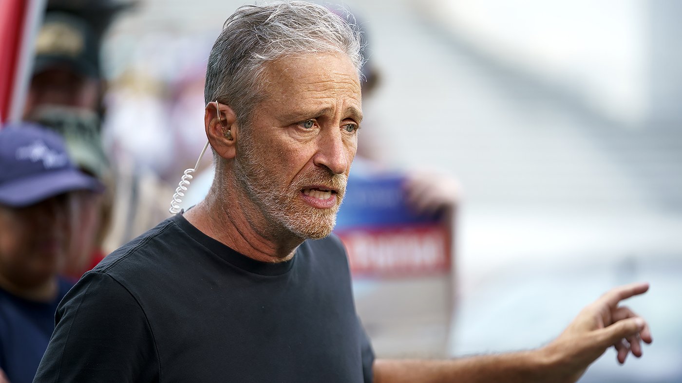 Stewart Slams DNC as 'Lost' Over Neglect of Maine Progressive Senate Candidate