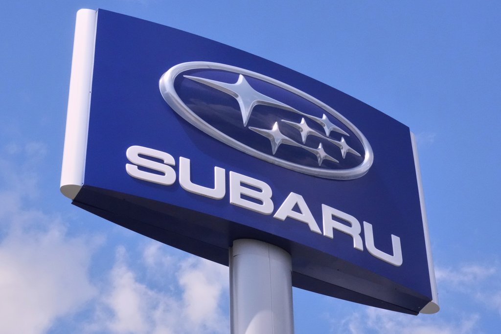 Subaru Recalls Nearly 70,000 Foresters Over Moonroof Detachment Risk
