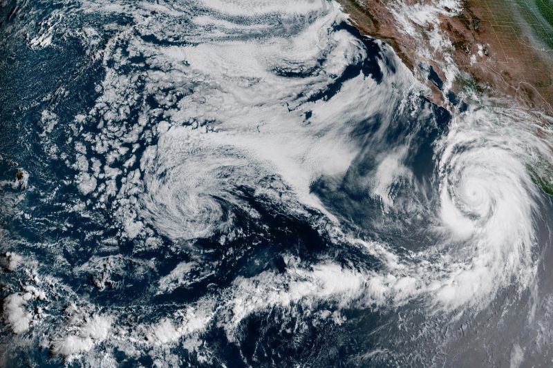 Super El Niño Strengthens, Threatens to Disrupt Global Weather Patterns