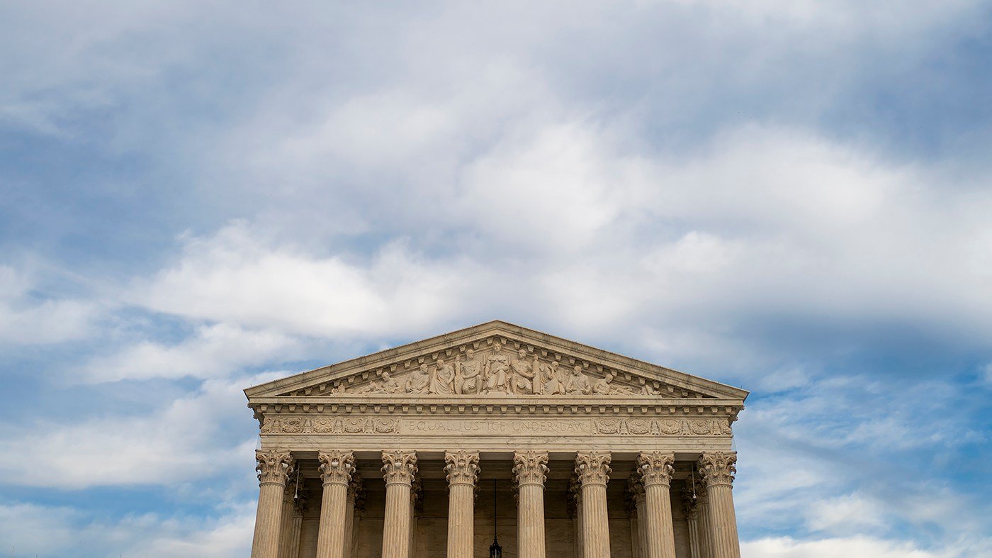 Supreme Court Opens Term with Climate Suit as Trump Rallies in Nebraska