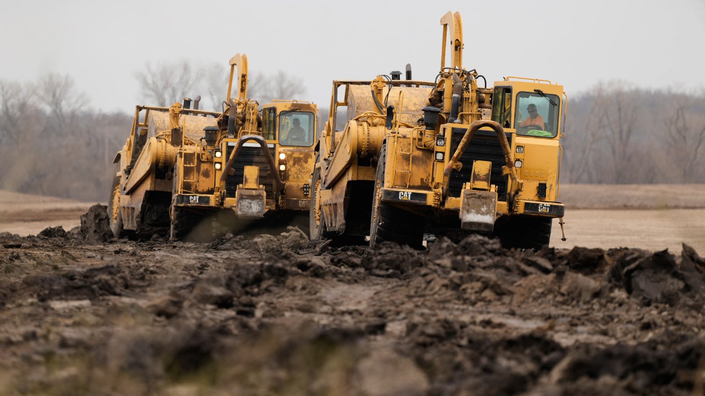 Tech Giants Pour Millions Into Skilled Trades as AI Reshapes Workforce