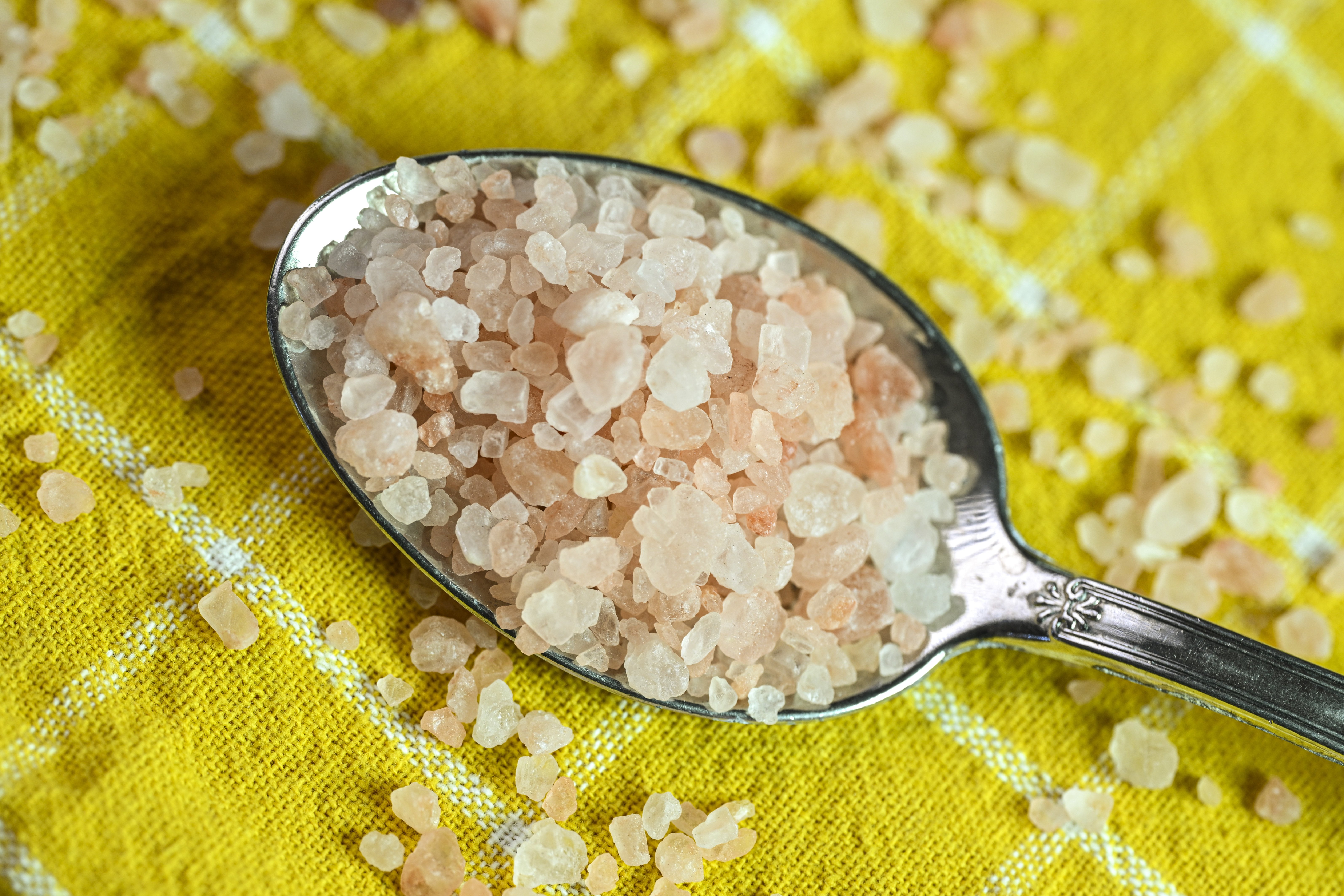 TikTok's Pink Salt Trend: Fact or Fad for Weight Loss?