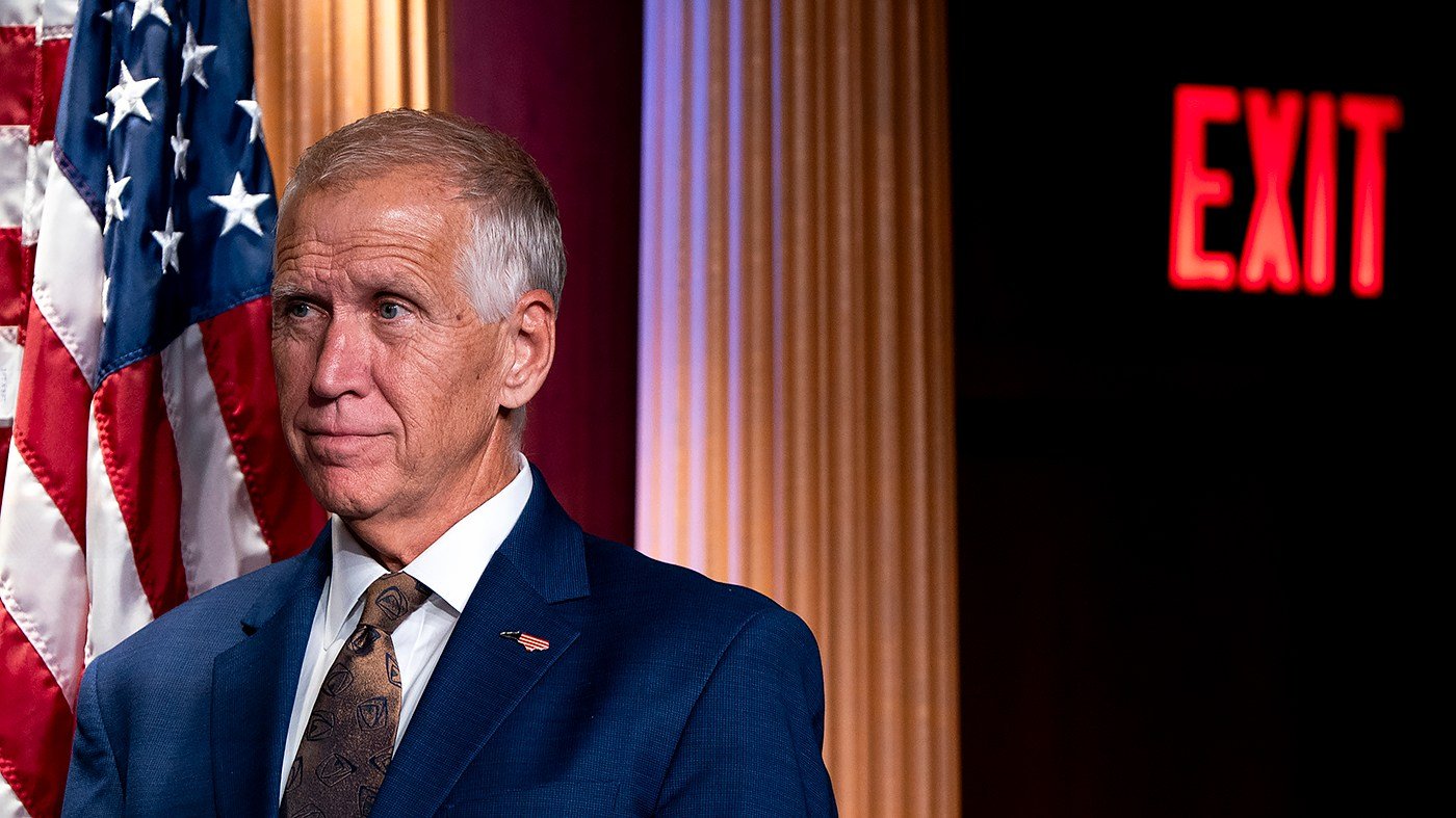 Tillis Rebukes Trump's AI 'Hoax' Claim, Cites Industry Warnings