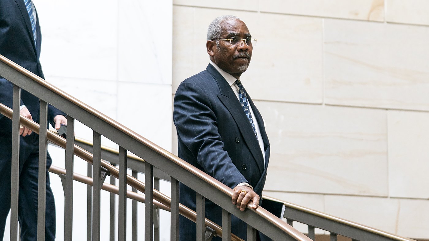 Top Democrat Meeks Acknowledges House Lacks Votes for Trump Impeachment